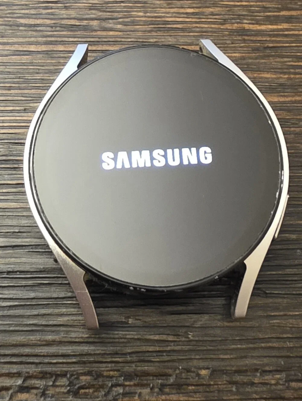 Samsung Galaxy Smartwatch 6 - Silver- With 9 Colored New Bands. No Charger